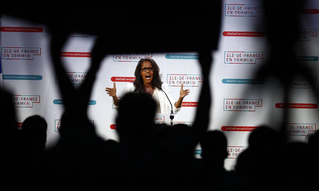Ile-de-France regional presidential candidate Audrey Boulevard (Socialist Socialist Party) speaks in Paris before the first round of France's regional elections Photo: Samir Doumi/AFP
