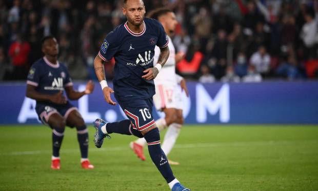 Third place - Neymar from Paris Saint-Germain.  $95 million - R$501.9 million Photo: FRANCK FIFE / AFP
