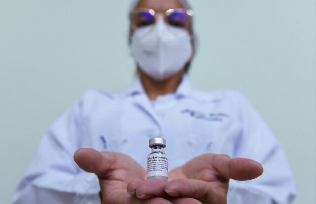 The first, second and third doses of the Covid-19 vaccine went into effect this Wednesday - Campos 24 Horas
