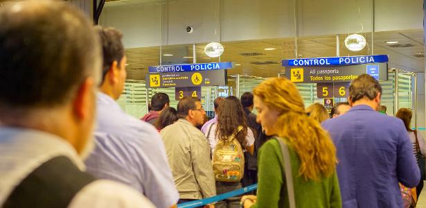 Spain extends restrictions on flights from countries in Africa and the United Kingdom - 11/28/2021
