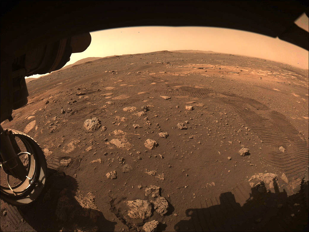 Rover Perseverance drives on Mars for the first time