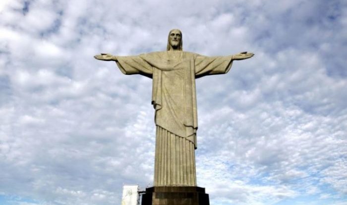The image of Christ the Redeemer will be a symbol of Oxford University in central Rio