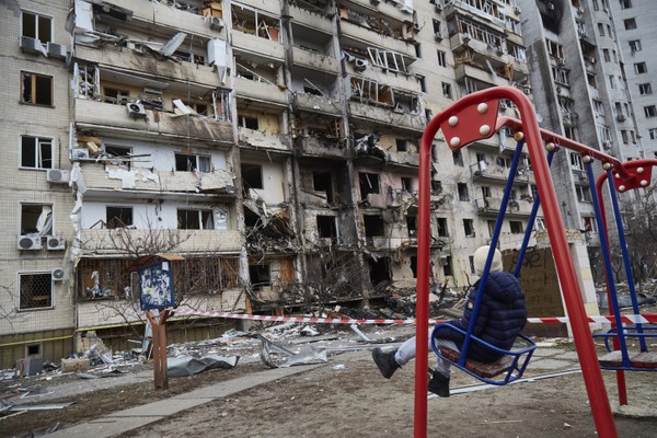 Buildings in the Ukrainian capital Kiev bombed by Russian troops (Photo: Getty Images)