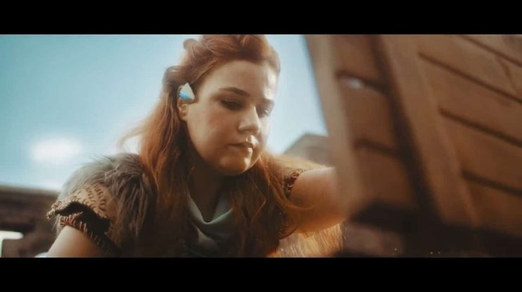 Motion shows Aloy climbing buildings in Sao Paulo