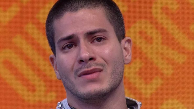 Ex-BBB says reality show ended Arthur Aguiar's life: 'The man is still suffering'