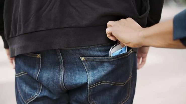How do you know if someone has tried to unlock your phone?  See 4 ways |  safety