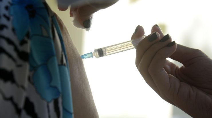 The flu vaccination has been extended from Saturday in the country