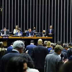 Vetoes suspend goals for SUS providers - Senado Notícias
