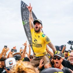 Brazil has overtaken the rest of the world and rises as the biggest surfing champion of the WSL era