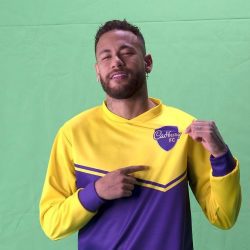 Neymar is the new ambassador for Mondeléz and is already starring in the brand's promotion - Futebol