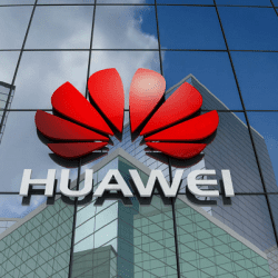 UK extends deadline to remove Huawei from 5G networks