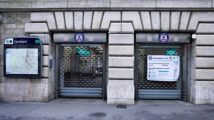 Strike against wage crisis paralyzes Paris subways and post offices across the country