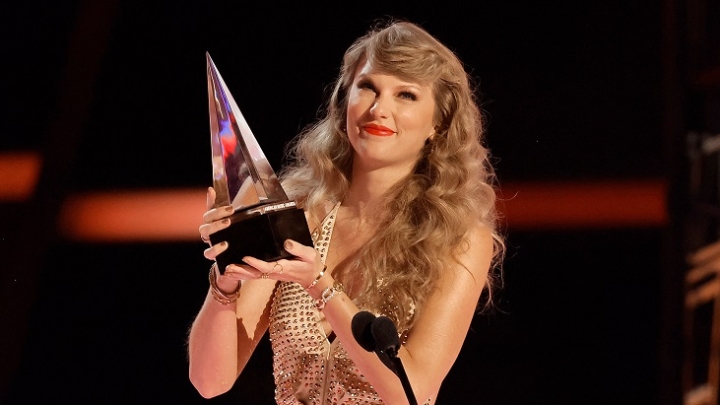 Taylor Swift spent five weeks at the top of the UK Singles Chart with "Anti-Hero".