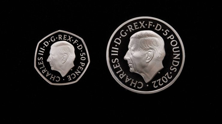 United Kingdom Launches New Coins With King Charles' Image - 09/29/2022 - Mercado