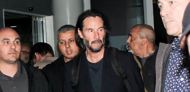 Keanu Reeves leaves Brazil amid tight security