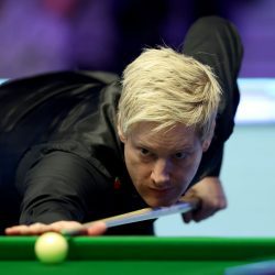 Neil Robertson survives Lei Peifan's qualms to stay on track at the British Open