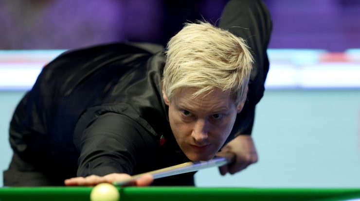 Neil Robertson survives Lei Peifan's qualms to stay on track at the British Open